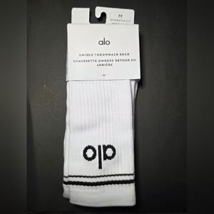 ALO Yoga White Athletic Ribbed Throwback Socks with Black Logo